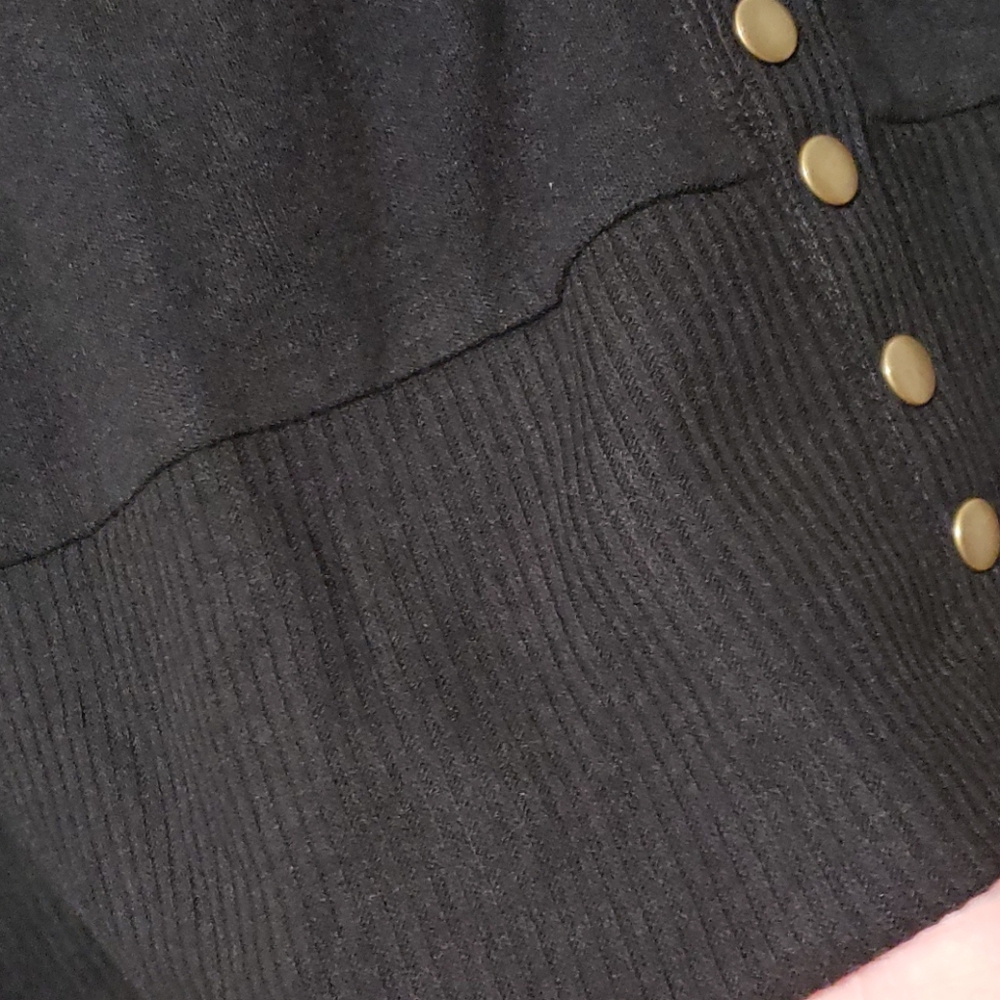 1 M Left💕New boutique snap cardigan - Picture 7 of 10